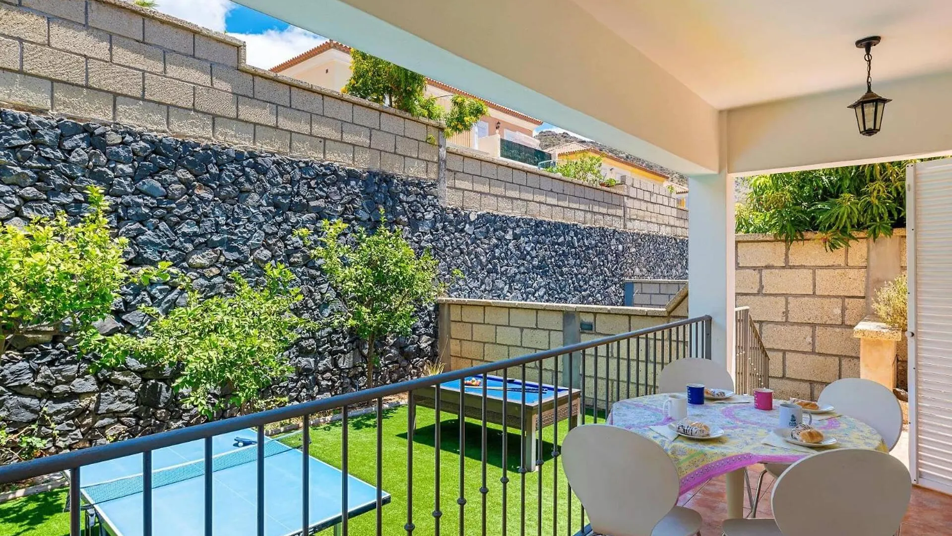 Villa Costa Adeje By Villa Plus 0*, アデヘ